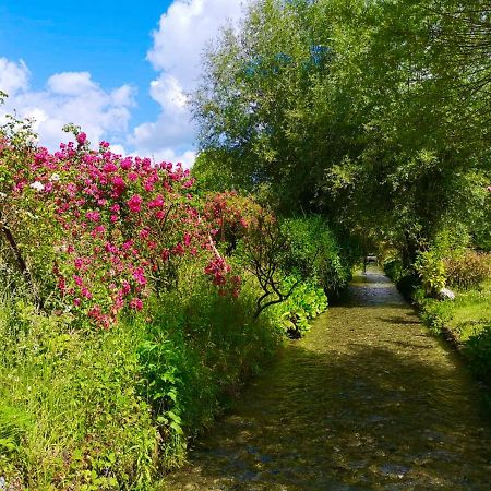 Bed and Breakfast Aux Jolies Sources Saint-Aubin-sur-Scie Zewnętrze zdjęcie